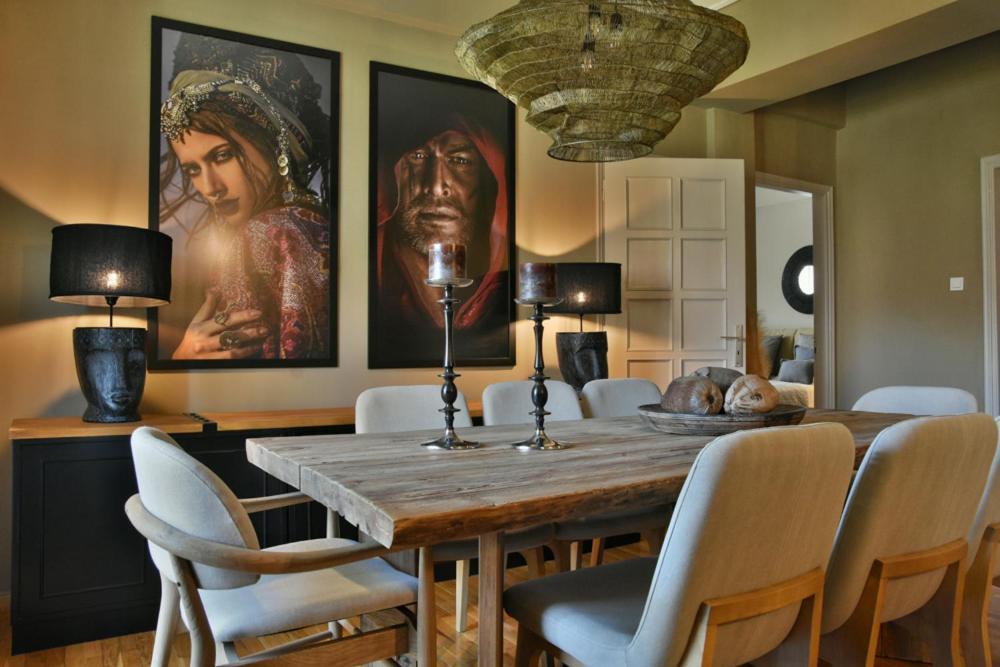 Pepromeno Luxury Apartment In The City Center Kalamata Bagian luar foto