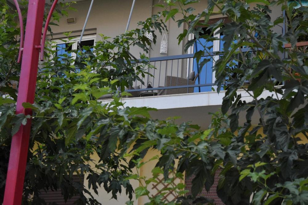 Pepromeno Luxury Apartment In The City Center Kalamata Bagian luar foto